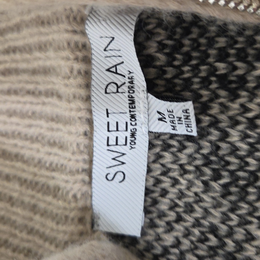 Sweet Rain Black and Cream Knit Sweater SZ MED OVERSIZED - Picture 3 of 7